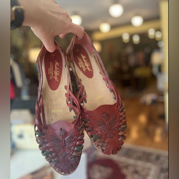 Vintage made in Brazil red flats, 11 - Picture 1 of 4